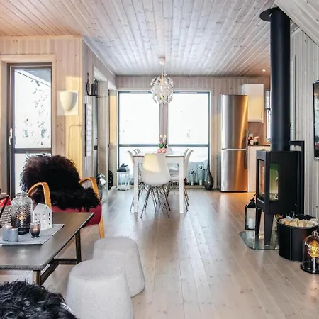 Сasa de vacaciones Four-bedroom Holiday In Sjusjoen