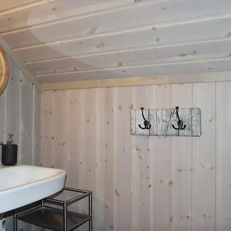 Four-bedroom Holiday In Сasa de vacaciones Sjusjoen