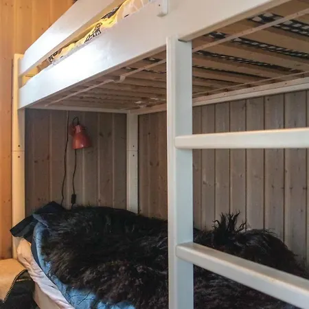 Four-bedroom Holiday In * Sjusjoen